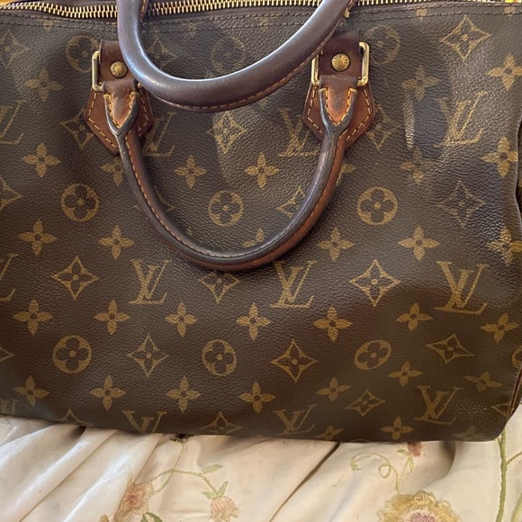 Authentic Louis Vuitton 3/1996 Speedy bag w original lock - Picture 2 of 16